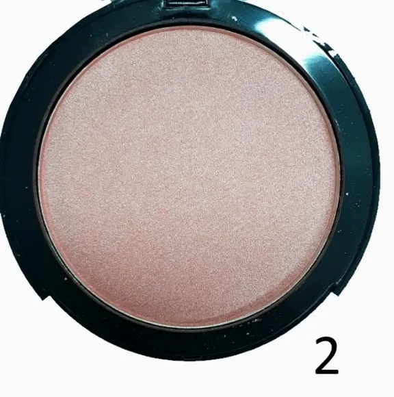 Пудра иллюминатор Nyx Illuminating powder 12g Пудра иллюминатор Nyx Illuminating powder 12g