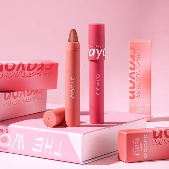 Матовый карандаш для губ O.TWO.O #3 Красно-оранжевый 3.5 g. Арт: SC051 Матовый карандаш для губ O.TWO.O #3 Красно-оранжевый 3.5 g. Арт: SC051