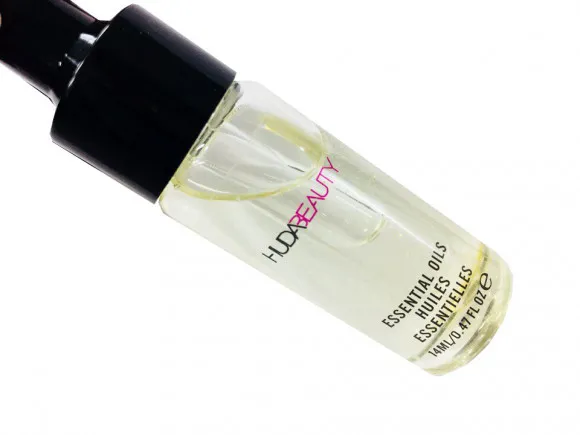 Масло для лица HudaBeauty с золотом 14 ml Масло для лица HudaBeauty с золотом 14 ml