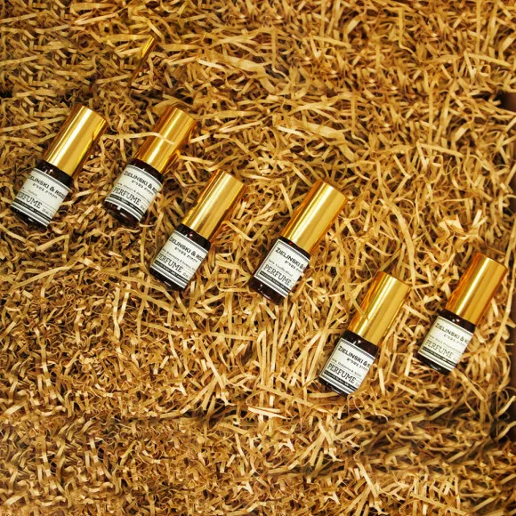 Подарочный набор Z & R Collection Perfume unisex 6 x 10 ml Подарочный набор Z & R Collection Perfume unisex 6 x 10 ml